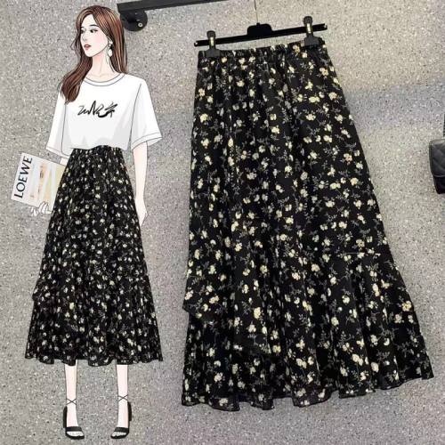 Plus size women's fashionable summer new style elastic waist chiffon floral skirt covers the crotch and looks slimming irregular A-line skirt