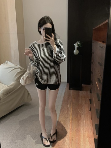 Real shot!  Backless embroidered striped sun protection long-sleeved T-shirt for women high-waist slim casual shorts two-piece set