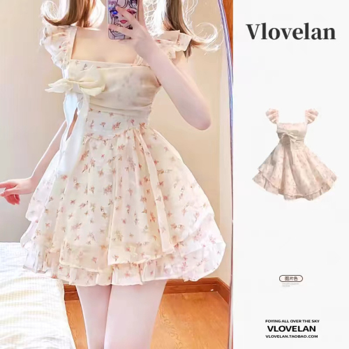 French square collar floral dress women's new summer design niche small flying sleeves bow princess tutu skirt