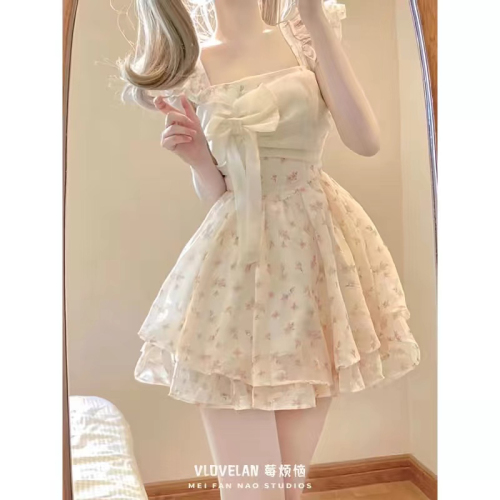 French square collar floral dress women's new summer design niche small flying sleeves bow princess tutu skirt