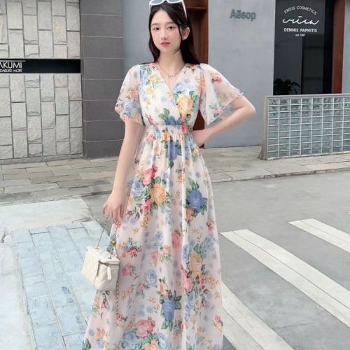 Skirt looks slimming 2024 summer new ins super fairy student V-neck forest style slim dress fairy skirt floral floral