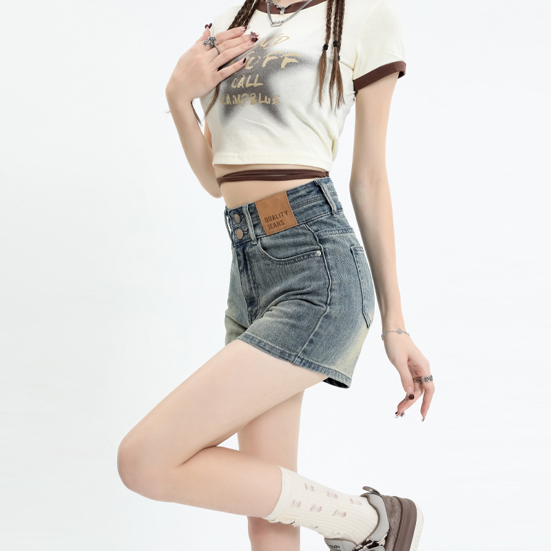 Real shot of old vintage jeans for women in summer American hot girl wide-legged slim shorts high-waisted straight A-line pants