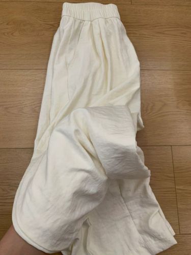 Already shipped. Fufu lazy style white Yamamoto pants for women. Summer loose, slimming and drapey casual wide-leg pants.