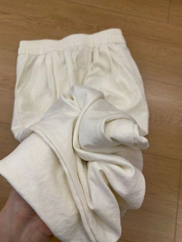 Already shipped. Fufu lazy style white Yamamoto pants for women. Summer loose, slimming and drapey casual wide-leg pants.