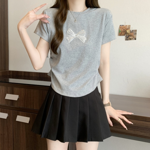 Real shot of pure cotton short-sleeved T-shirt for women summer 2024 Korean version new design embroidered slim hot girl pure desire top