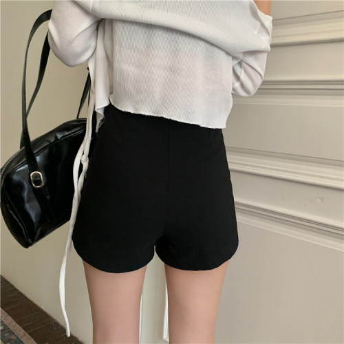 Actual shot of new high-waisted A-line shorts for women to wear as outerwear, side slit design, wide-leg pants and boot pants