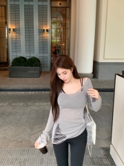 Korean style distressed style long-sleeved slim knitted top