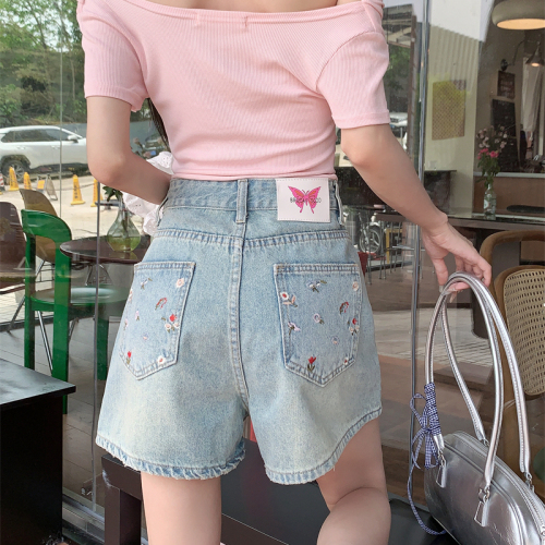 Large size embroidered floral butterfly leather brand denim shorts washed distressed straight wide leg hot girl shorts