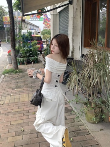 Real shot of summer right-shoulder white hot girl design star one-shoulder top