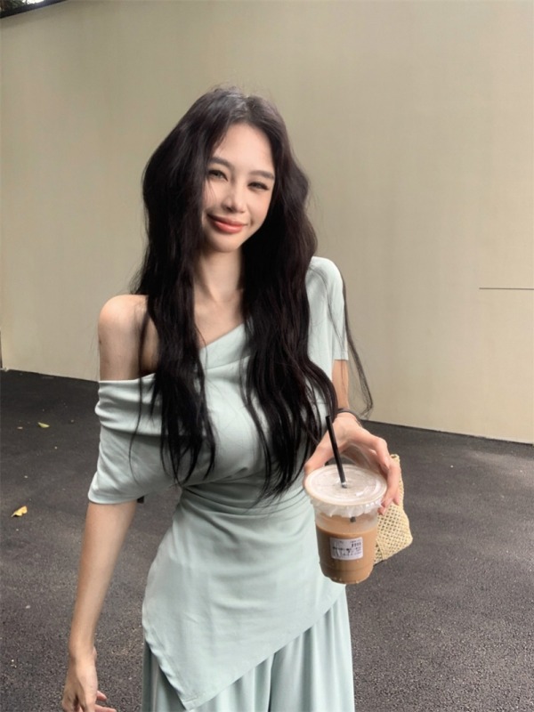 Actual shot and real price ~ Irregular slimming one-shoulder slanted shoulder top high-waisted wide-leg pants casual two-piece set
