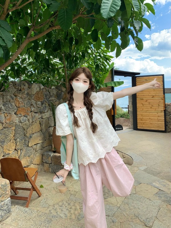 Summer suit French sweet lace floral short-sleeved shirt for women + nine-quarter pants for women