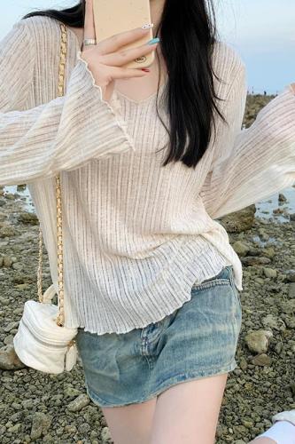 Actual shot of 2024 summer casual style long-sleeved sun protection blouse thin striped loose versatile T-shirt top