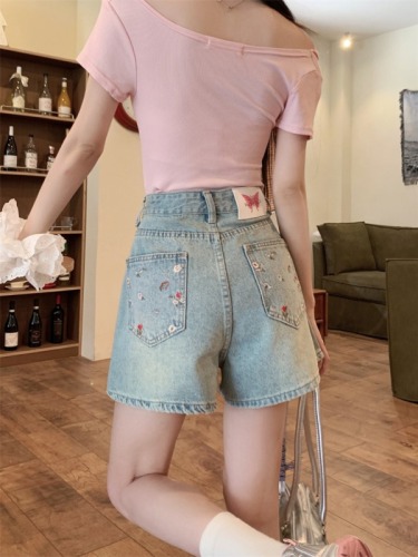 Large size embroidered floral butterfly leather brand denim shorts washed distressed straight wide leg hot girl shorts