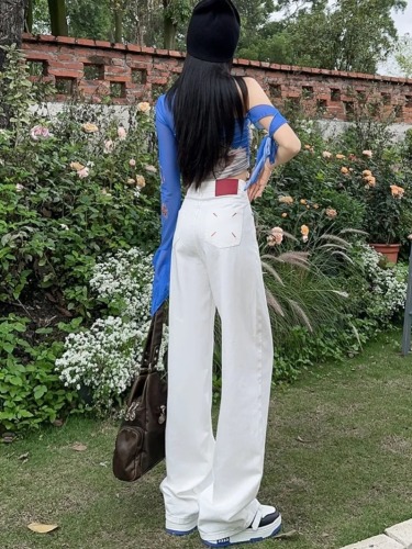 2024 White Magilla Embroidered Pocket Wide Leg Denim Jeans Women's Summer New High-Waisted Slim Straight Pants