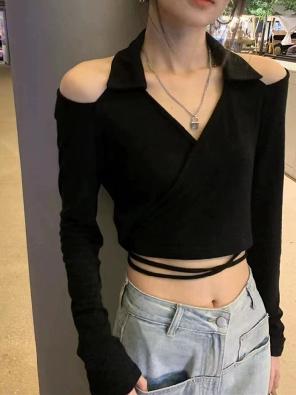Pure lust hottie off-shoulder V-neck halterneck long-sleeved short T-shirt for women in spring and autumn sexy waist-baring strappy top sweater