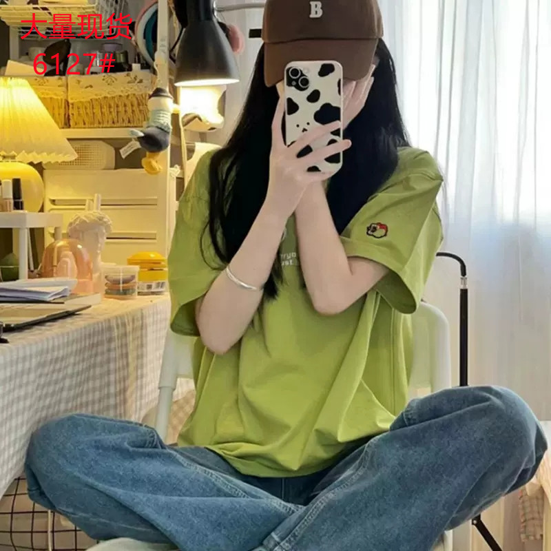 American retro green printed right shoulder short-sleeved T-shirt for women summer loose slim cotton top new style