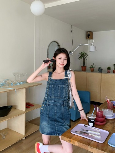 Real shot!  Summer vitality workwear denim suspender skirt summer American short dress age-reducing skirt