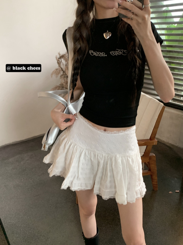 Hot brick half turtleneck black slim fit T-shirt Dark pattern jacquard trim low-waist skirt
