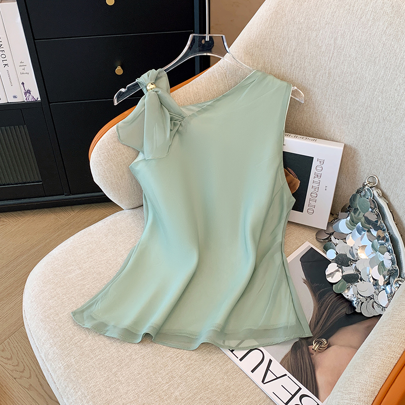 French Irregular One Shoulder Sleeveless Short Top Women Summer 2024 New Design Temperament Socialite Chic Vest