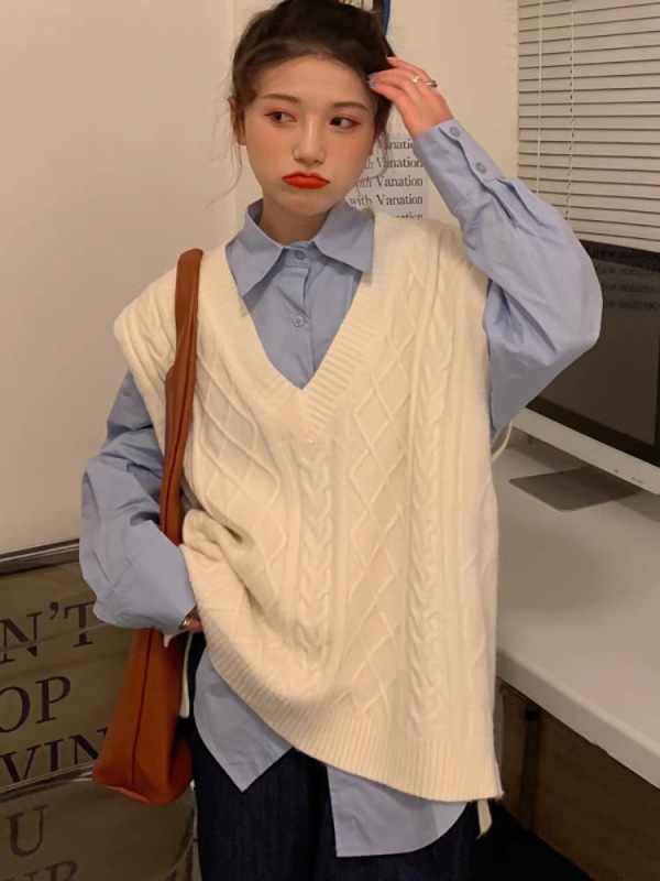 Spring and Autumn 2024 New College Style Retro Korean Style Outerwear Sweater Vest Knitted Spring Autumn and Winter Fashion Vest for Women