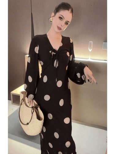 Big C brother 2024 summer new style V-neck French style lantern long-sleeved polka dot fashion loose and slim dress for women