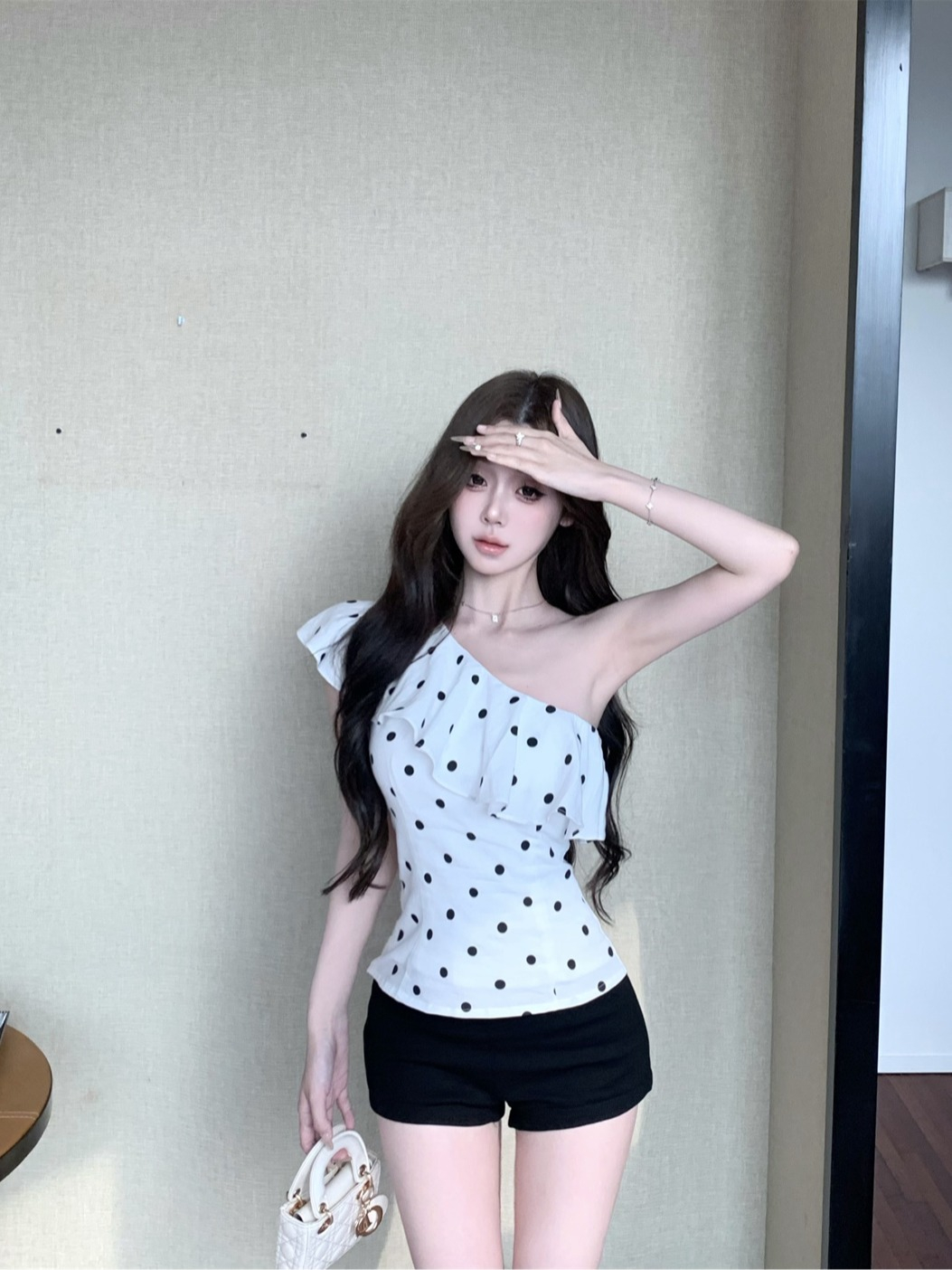 High quality French ruffled polka dot slanted shoulder sleeveless vest for women summer slim design hot girl top