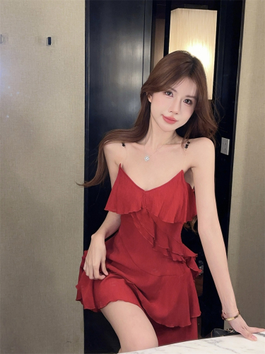 Pure Desire Sweetheart Hot Girl's Layered Pleated Slim V-Neck Waist Sling Dress Sexy Irregular Short Skirt