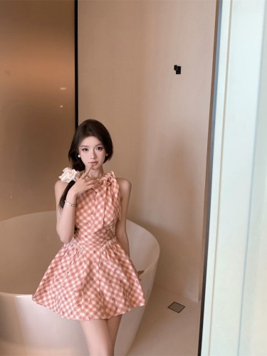 Real shot of summer pure desire, sweet and salty pink plaid slim fit floral sweet dress for small people pinch waist skirt