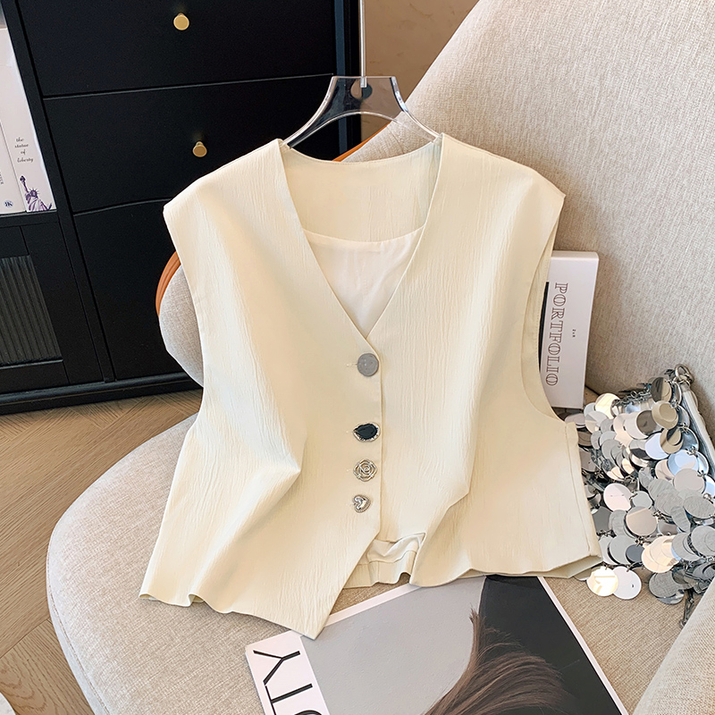 Design sense niche button irregular suit vest women's new 2024 loose and versatile sleeveless vest top