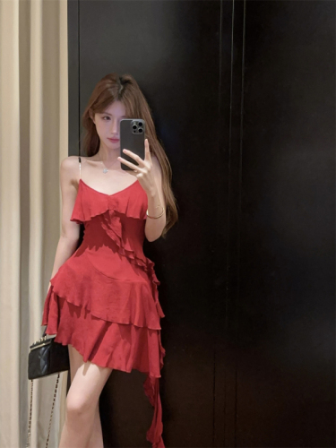 Pure Desire Sweetheart Hot Girl's Layered Pleated Slim V-Neck Waist Sling Dress Sexy Irregular Short Skirt