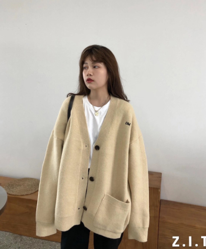 yroom Korean ins lazy style knitted cardigan women's thickened autumn and winter loose v-neck sweater jacket khaki color