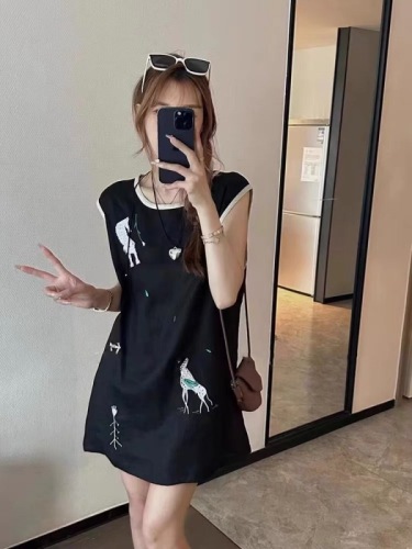 Summer Heavy Industry Cartoon Embroidered Sleeveless Vest Dress for Small Women Loose Casual Mid-Length Linen Top