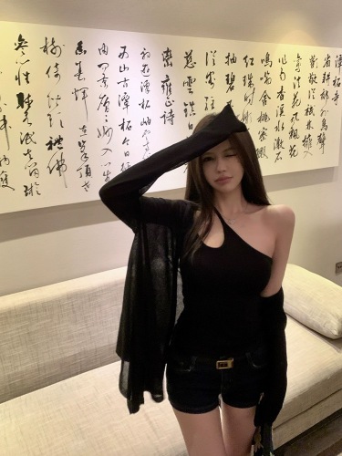 titi小姐姐清欲纸片人针织开衫女纯色不规则微透显瘦防晒衣夏