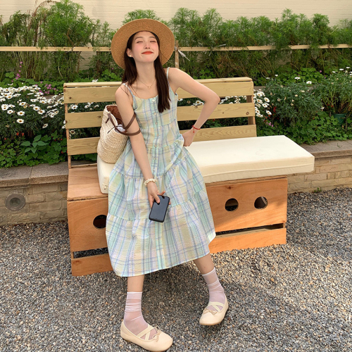 Vacation beach photo long skirt Japanese sweet and fresh slim plaid vest suspender dress for children summer