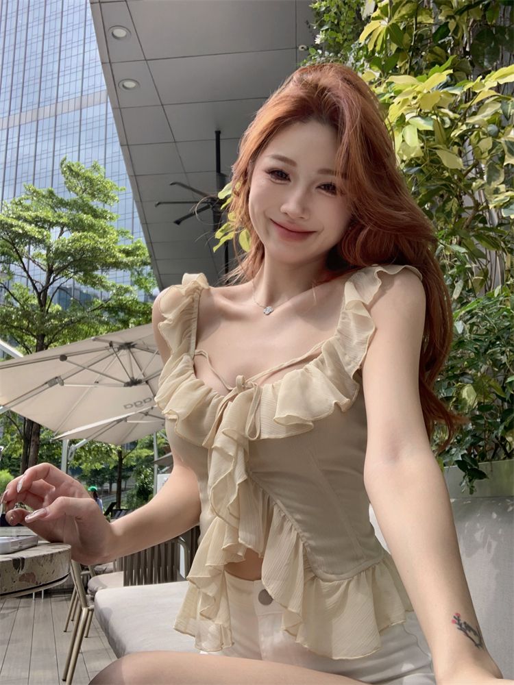 實拍 清甜夏日氧氣少女荷葉邊上衣設計感氣質方領吊帶