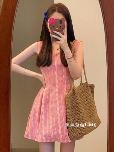 Pink sleeveless dress, sweet and high-end summer new style, small waist, slimming and temperament camisole dress