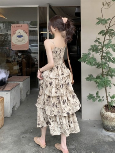 Real shot of floral butterfly suspender long skirt women's waist-cinching 2024 summer new slimming temperament cake dress