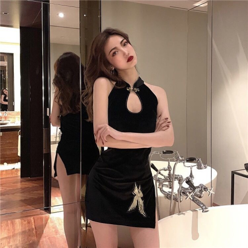 Improved cheongsam slim fit hip-covering slit dress for women 2024 summer new trend