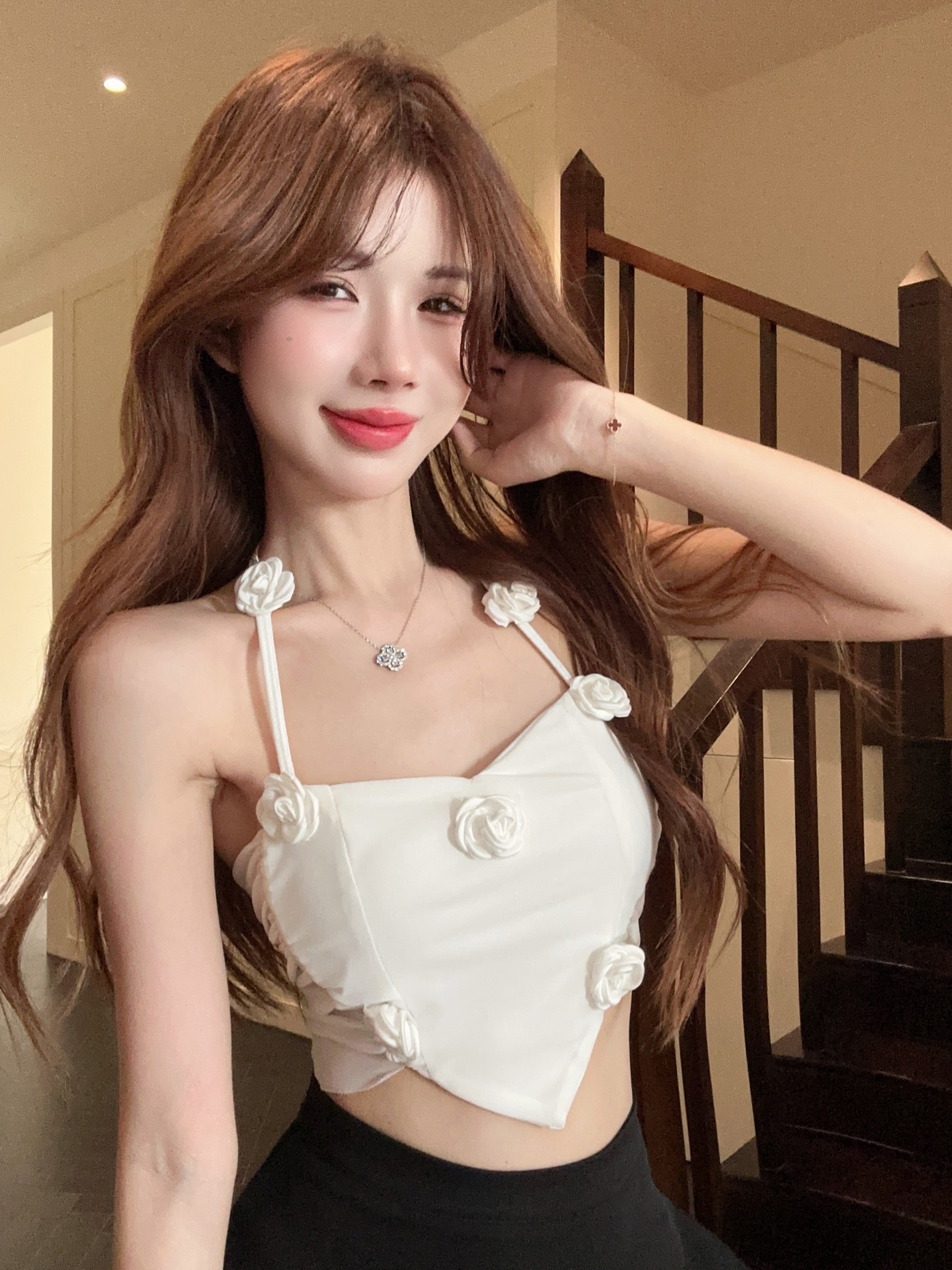 實拍~純欲修身露背短款愛心小吊帶辣妹花朵上衣女