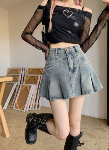 American retro denim short skirt for women summer high-waisted hot girl pleated skirt small A-line skirt 2024 new style