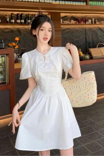 Real shot of new Chinese style dress with tassels for small people, new cheongsam, improved age-reducing girlish temperament short skirt