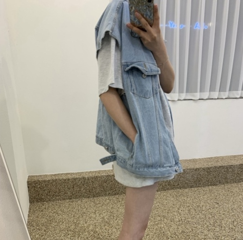 2024 Japanese and Korean raw edge wide shoulder loose denim vest