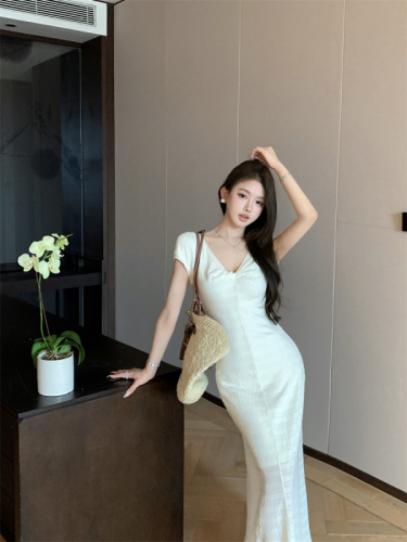 Real shot French retro style twist design waist slimming dress long hip-covering skirt