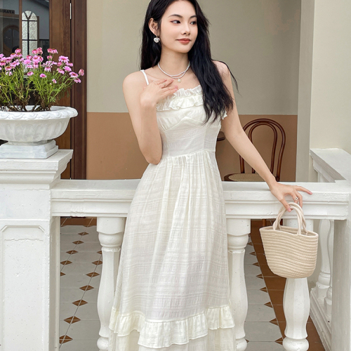 2024 new summer style temperament suspender waist waist seaside vacation gentle style long skirt