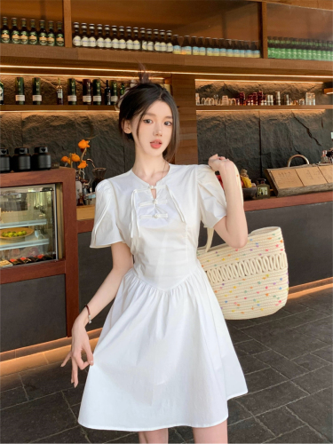 Real shot of new Chinese style dress with tassels for small people, new cheongsam, improved age-reducing girlish temperament short skirt