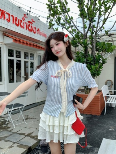 French retro lace lapel ribbon striped shirt short-sleeved tops for women with niche design 2024 summer new style