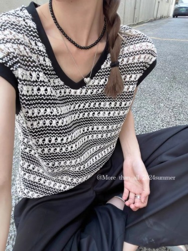 morethan high-end niche v-neck sleeveless contrasting hollow vest black and white patterned top loose and slimming summer