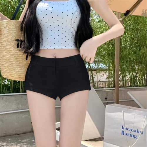 Actual shot of new outerwear sexy butt-covering elastic tight-fitting design low-waisted leg-lengthening super shorts