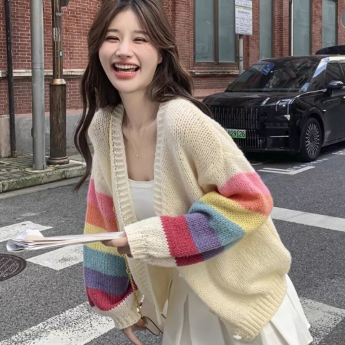 Yellow Knitted Cardigan Spring and Autumn Women 2024 New Small Loose Design Sweet Loose Short Jacket Trendy