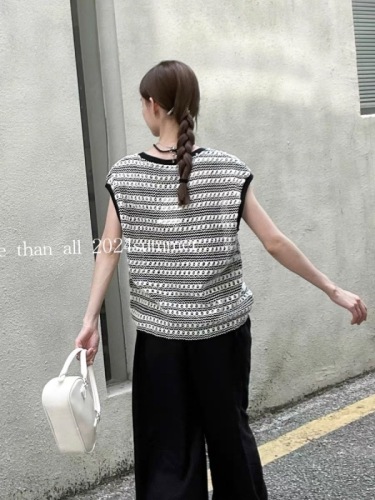 morethan high-end niche v-neck sleeveless contrasting hollow vest black and white patterned top loose and slimming summer